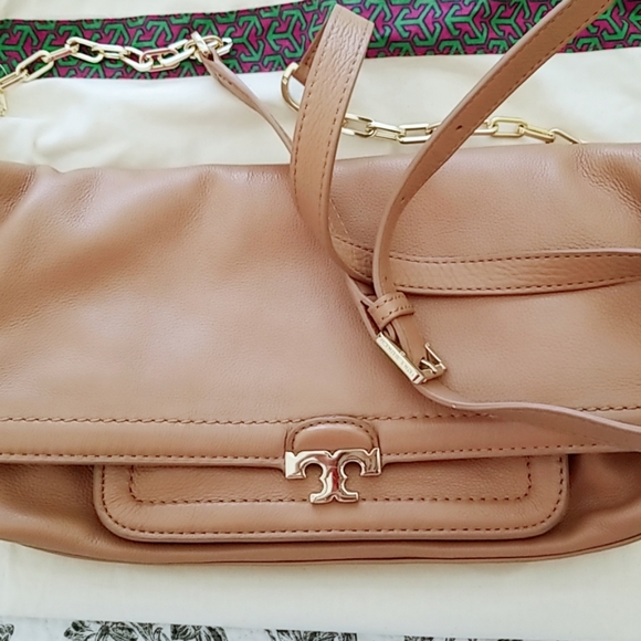 Tory Burch Handbags - Tory Burch crossbody purse